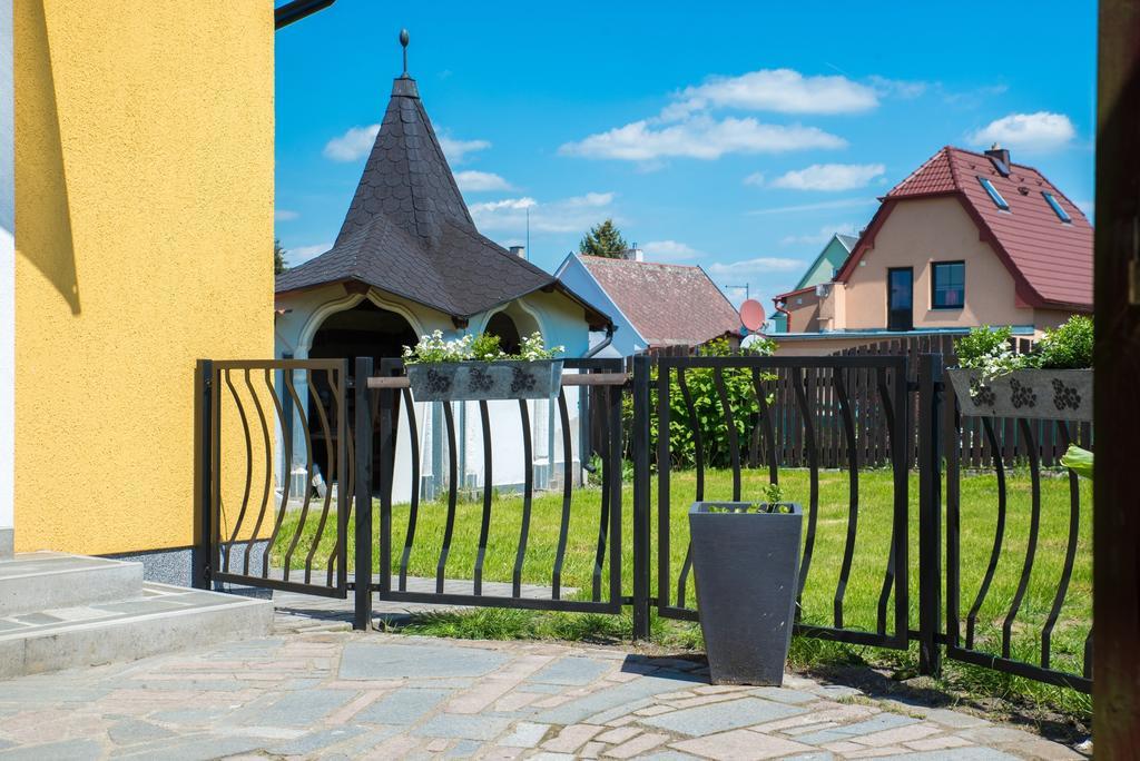 Hotel Penzion Slunce Česká Lípa Exterior foto